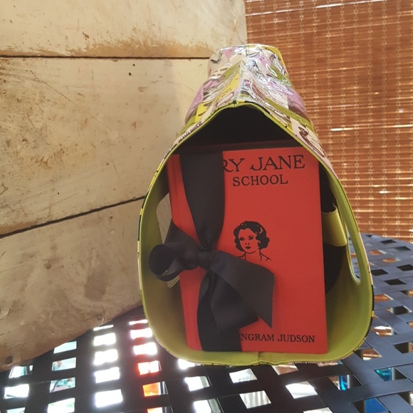 Vintage print small tote! - Picture 3 of 4